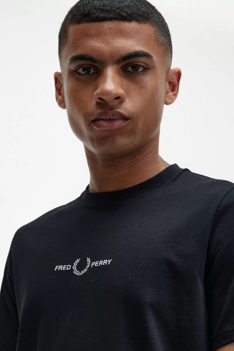 maglietta da uomo ricamata fred perry nera