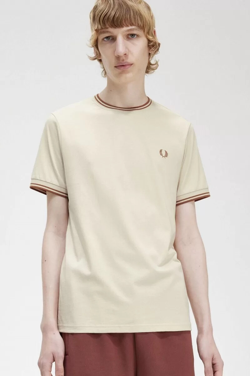 fred perry twin tipped t-shirt da uomo color avena