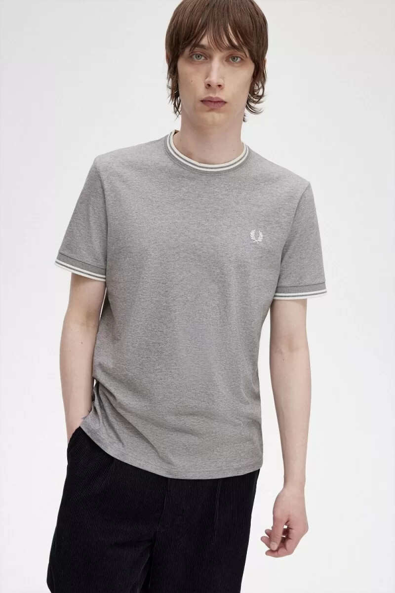 fred perry twin tipped t-shirt da uomo grigia