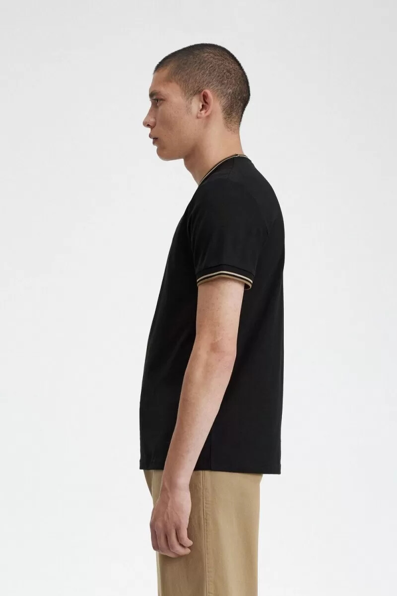 fred perry twin tipped t-shirt da uomo nera verde marrone