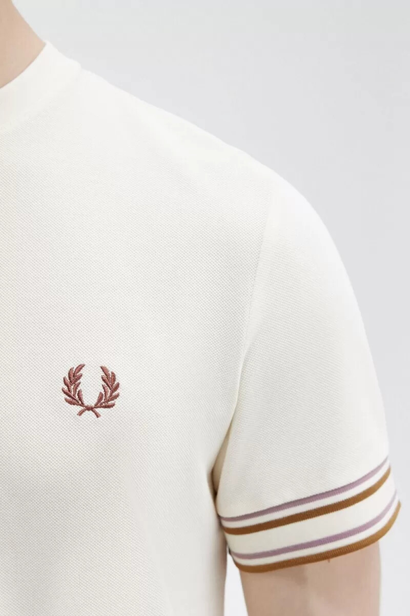 fred perry bold tipped piqué t-shirt da uomo beige