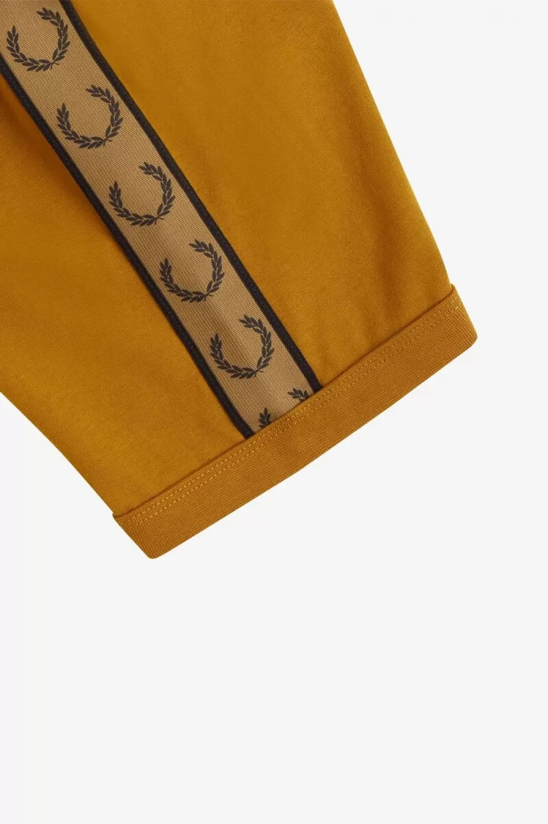 fred perry contrast tape ringer t-shirt da uomo marrone caffè scuro