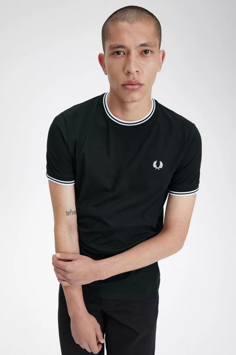 fred perry twin tipped t-shirt da uomo verde notte bianco neve