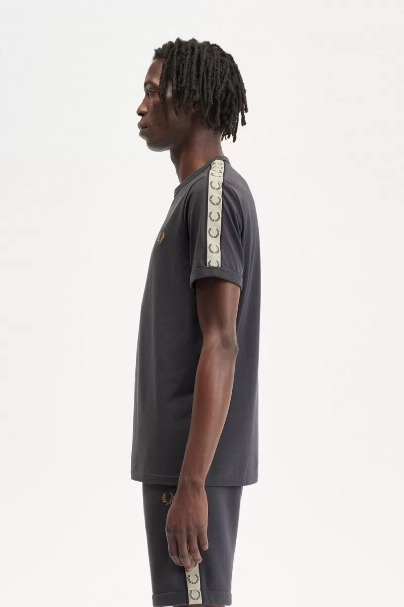 fred perry contrast tape ringer t-shirt da uomo con ancora grigia e nera
