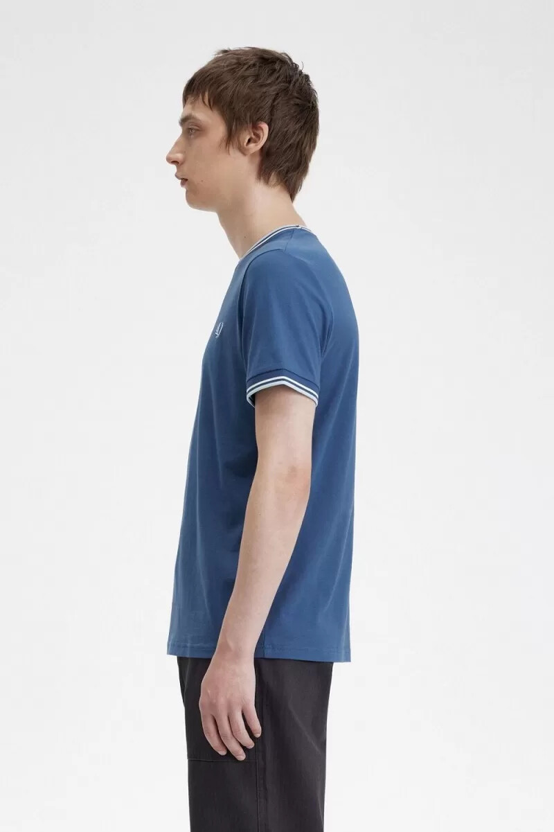 fred perry twin tipped t-shirt da uomo blu notte beige acquamarina