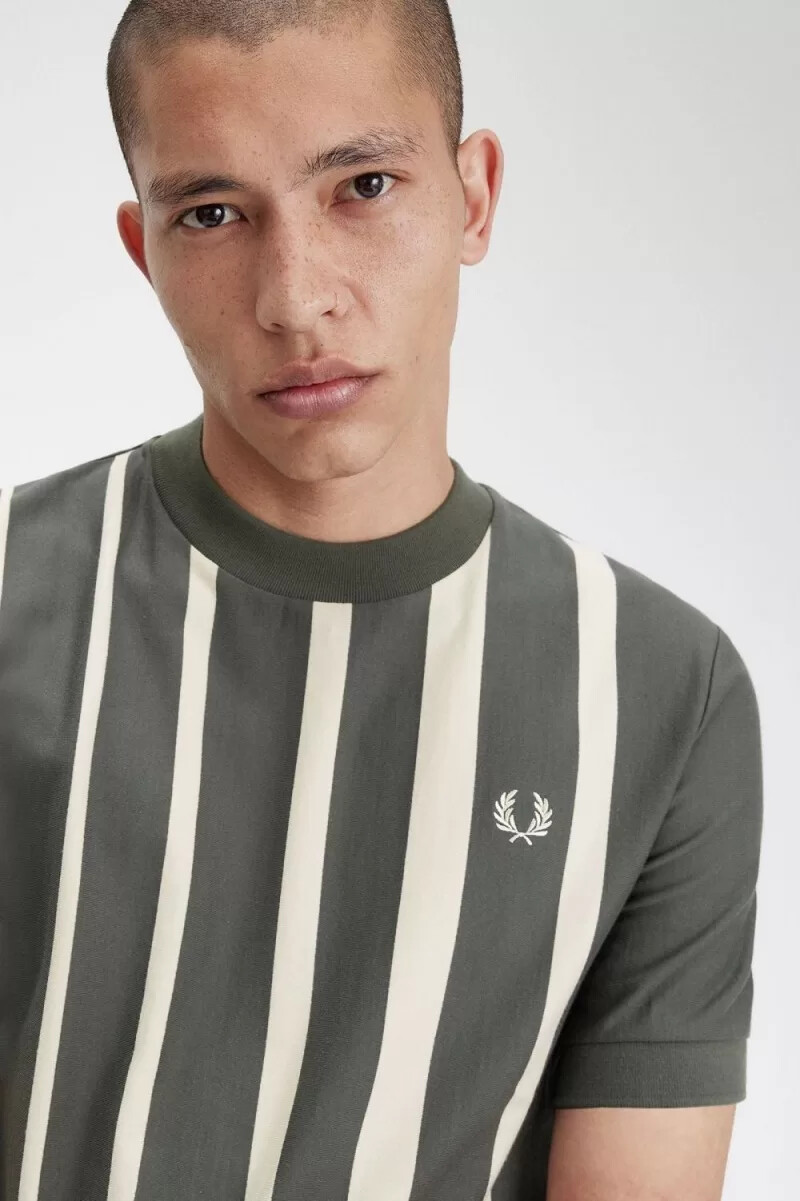 maglietta da uomo fred perry gradient stripe field green