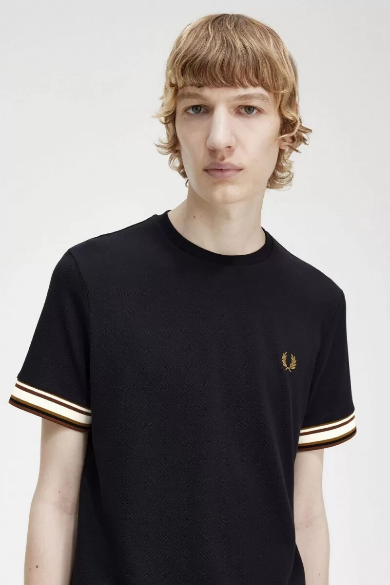 fred perry bold tipped piqué t-shirt da uomo nera
