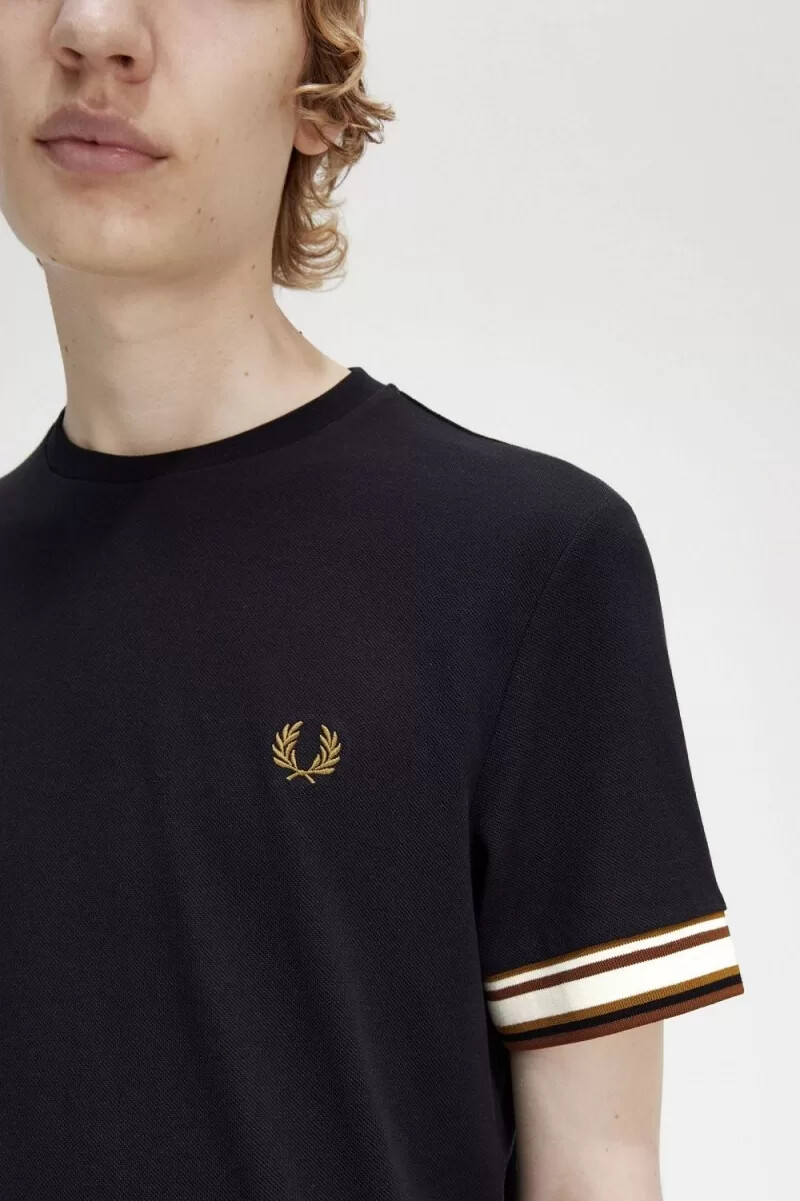 fred perry bold tipped piqué t-shirt da uomo nera