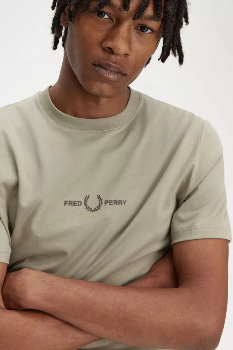 t-shirt da uomo ricamata fred perry grigio caldo