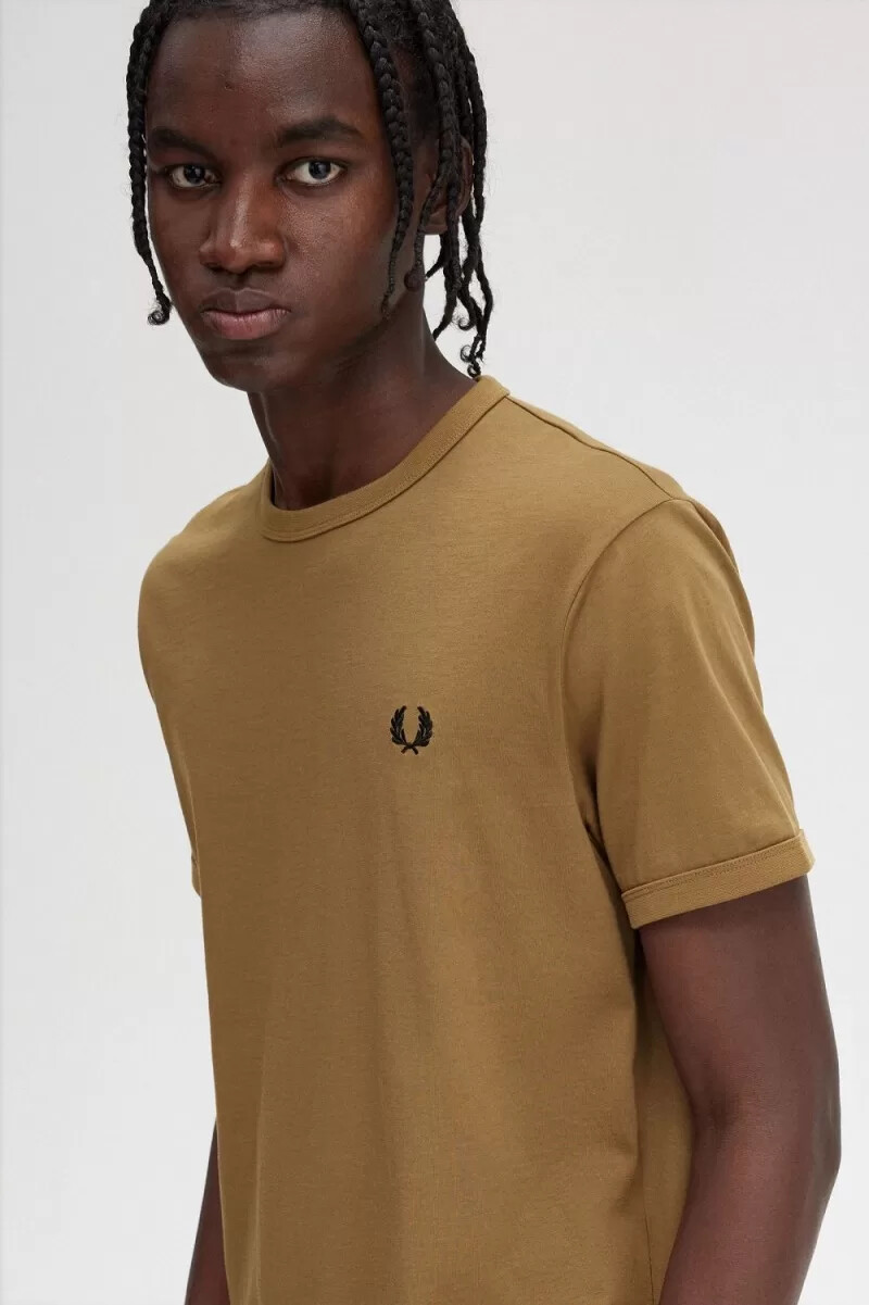fred perry ringer t-shirt da uomo marrone