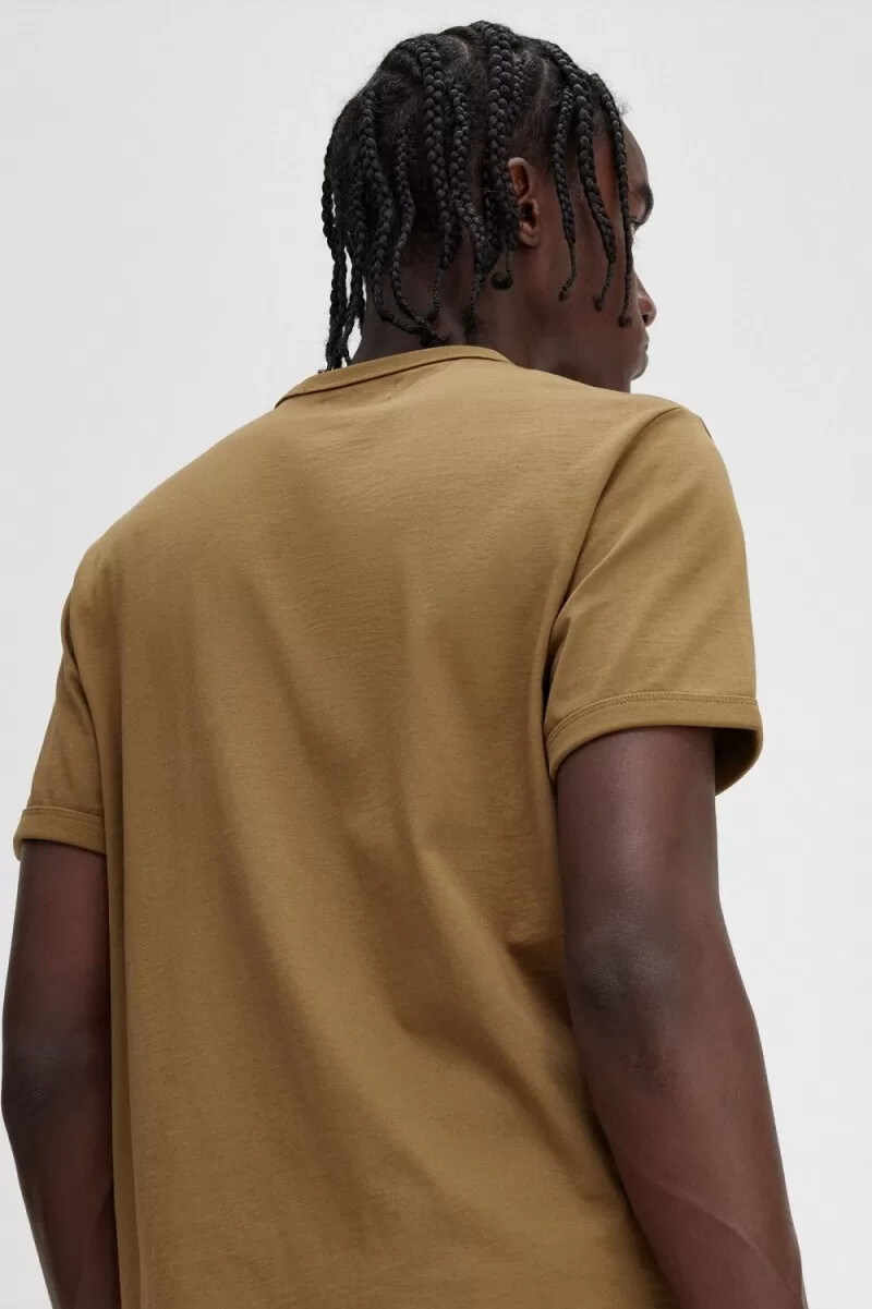fred perry ringer t-shirt da uomo marrone